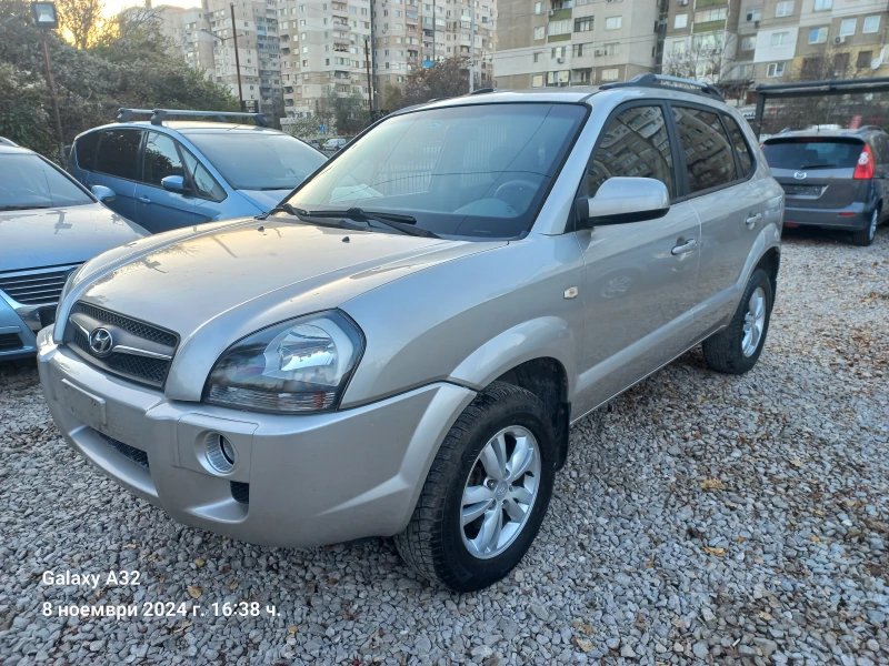 Hyundai Tucson 2.0i* 4&#215;4* 2009 godina, снимка 2 - Автомобили и джипове - 47899670