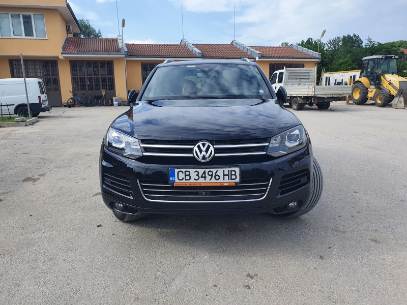 VW Touareg 7P6, снимка 2 - Автомобили и джипове - 49058691