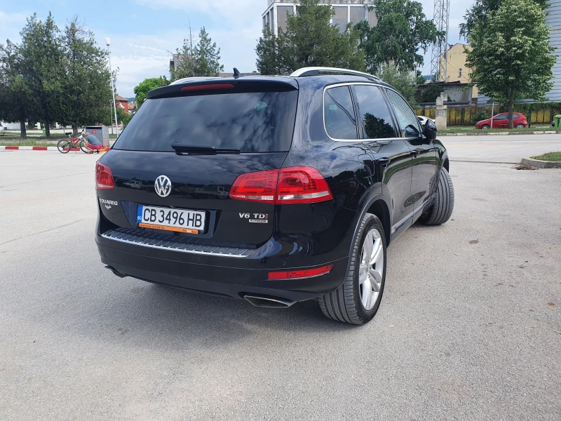 VW Touareg 7P6, снимка 4 - Автомобили и джипове - 49058691