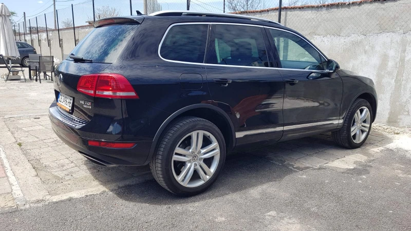 VW Touareg 7P6, снимка 6 - Автомобили и джипове - 49058691