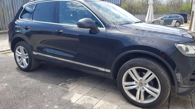 VW Touareg 7P6, снимка 5 - Автомобили и джипове - 49058691