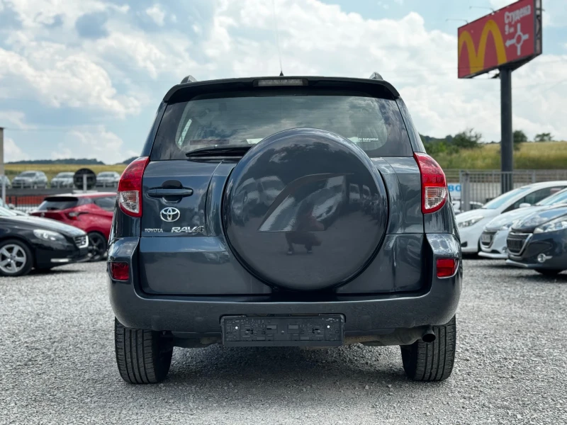Toyota Rav4 2.2/D4D/4x4/136/6скорости, снимка 8 - Автомобили и джипове - 50942519
