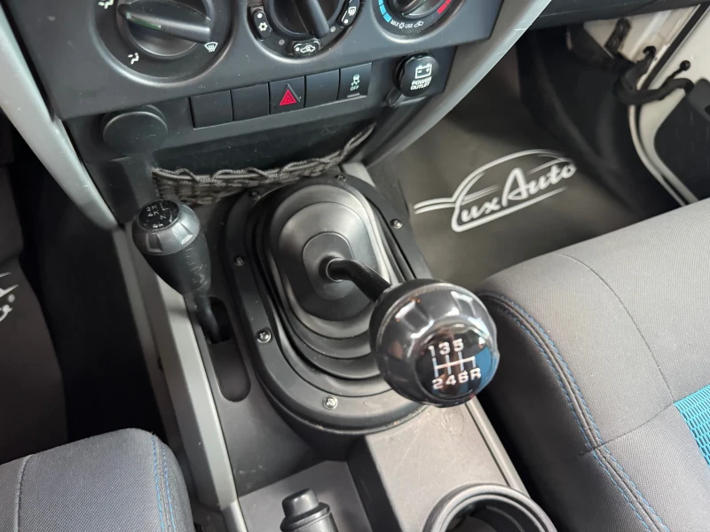 Jeep Wrangler ГАЗ#OFFROAD#6 СКОРОСТИ#LED, снимка 17 - Автомобили и джипове - 51406902