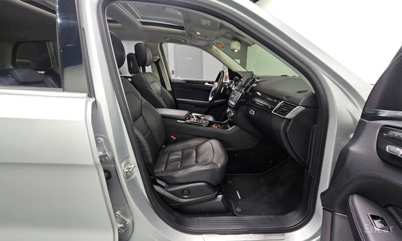 Mercedes-Benz GLS 350, снимка 12 - Автомобили и джипове - 52857184