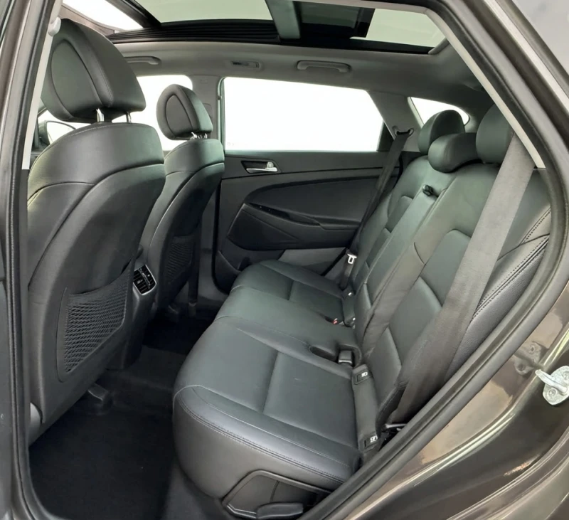 Hyundai Tucson EXCLUSIVE#PANORAMA#OBDUH#PODGREV#INAVI#KOJA#KAMERA, снимка 13 - Автомобили и джипове - 52938170