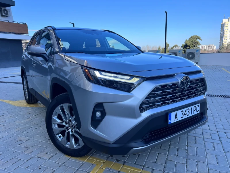 Toyota Rav4 Обдухване/ 2.5/ 4x4/360 CAM/ ФУЛ ЕКСТРИ, снимка 2 - Автомобили и джипове - 53159053