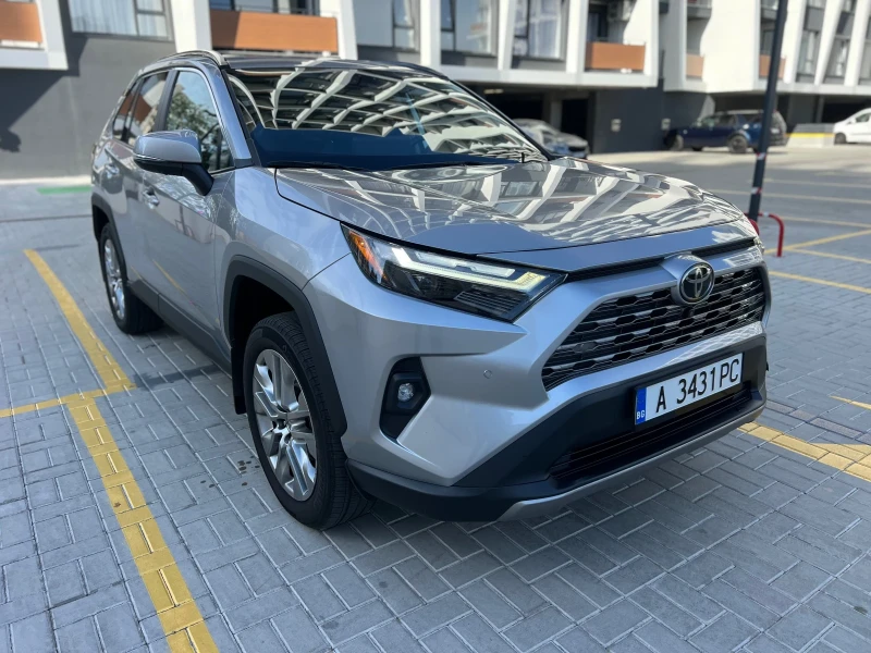 Toyota Rav4 2.5* 4x4* 360 CAM* Обдухване* ФУЛ ЕКСТРИ, снимка 3 - Автомобили и джипове - 52971606