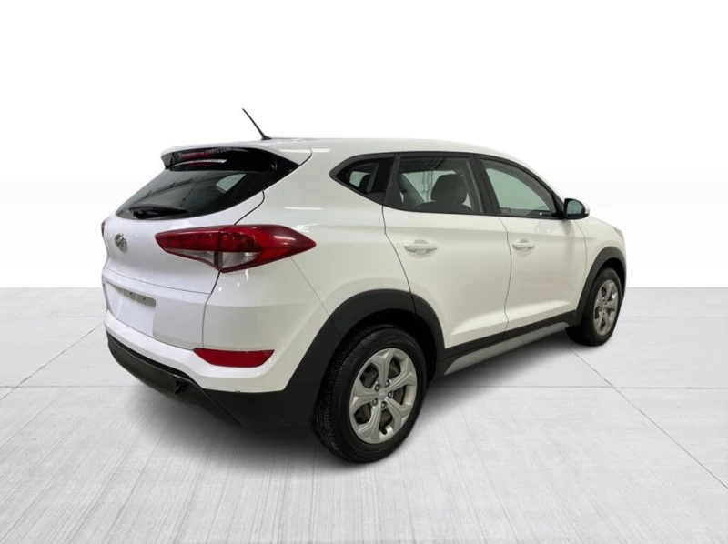 Hyundai Tucson !2.0L SE FWD!* АвтоКредит* Цена до БГ* , снимка 8 - Автомобили и джипове - 53576328