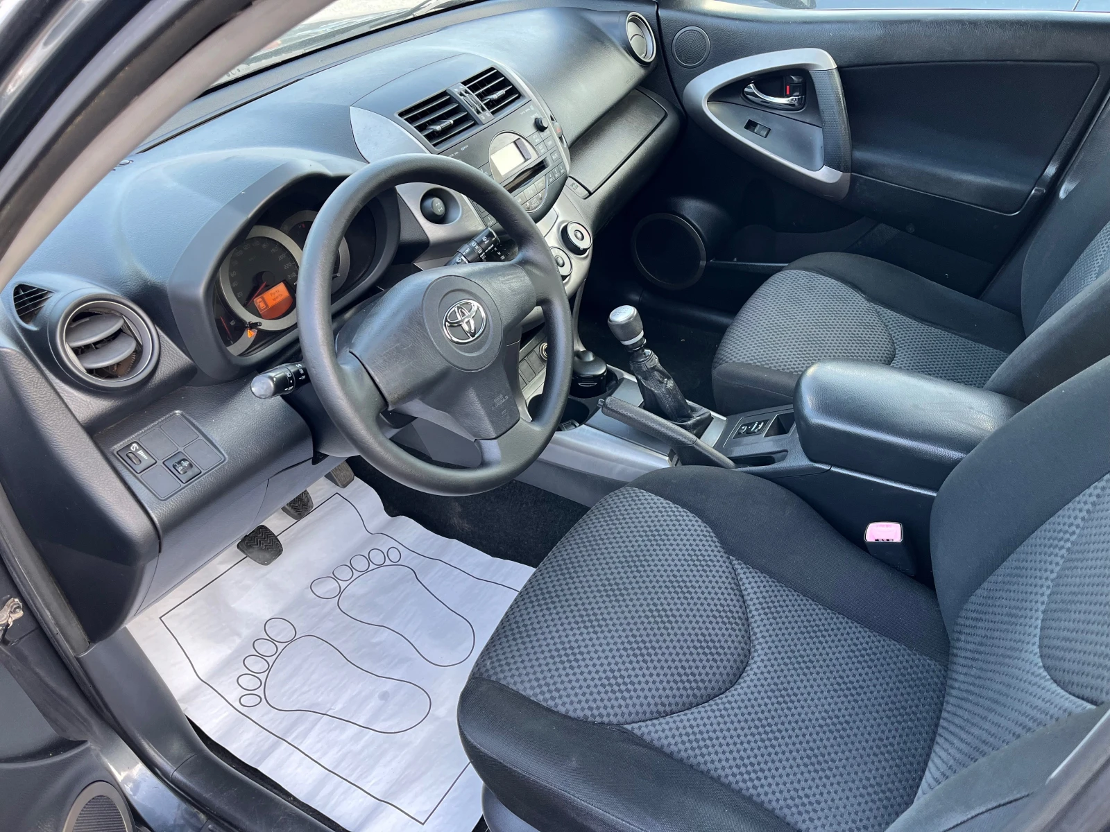 Toyota Rav4 2.2/D4D/4x4/136/6скорости | Mobile.bg — изображение 12