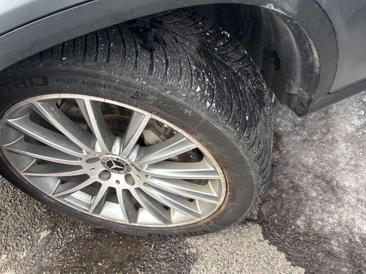 Mercedes-Benz GLC 300 COUPE/CARFAX/ПАНОРАМА/ПОДГРЕВИ, снимка 6 - Автомобили и джипове - 53892555