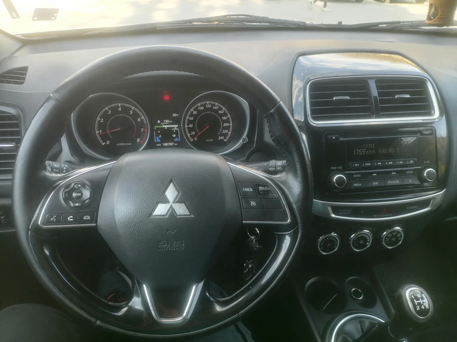 Mitsubishi ASX, снимка 12 - Автомобили и джипове - 54120602