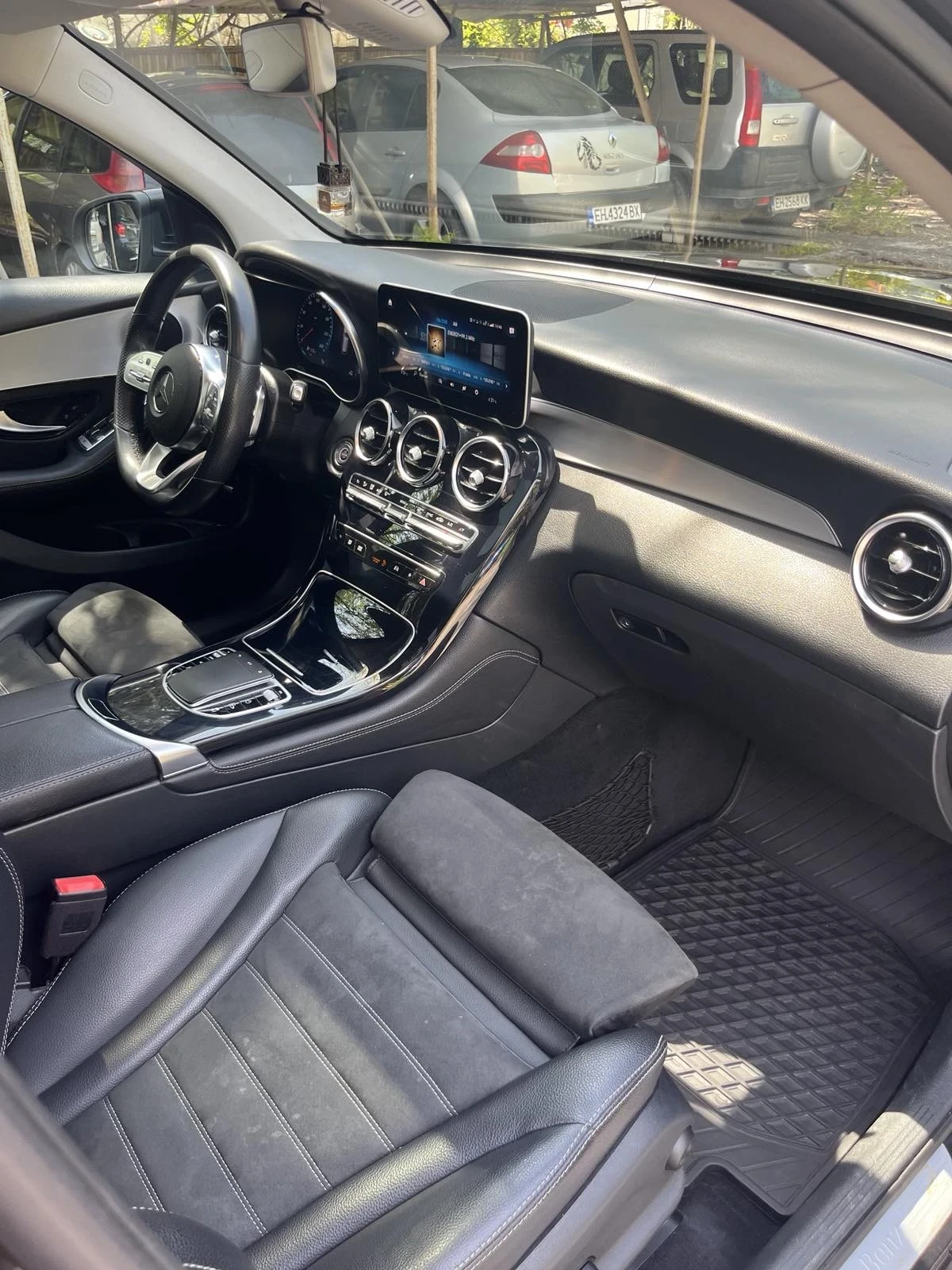 Mercedes-Benz GLC 220, снимка 10 - Автомобили и джипове - 54450748