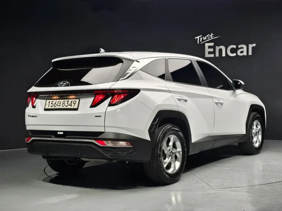 Hyundai Tucson Diesel 2.0 4WD Modern, снимка 2 - Автомобили и джипове - 54487474