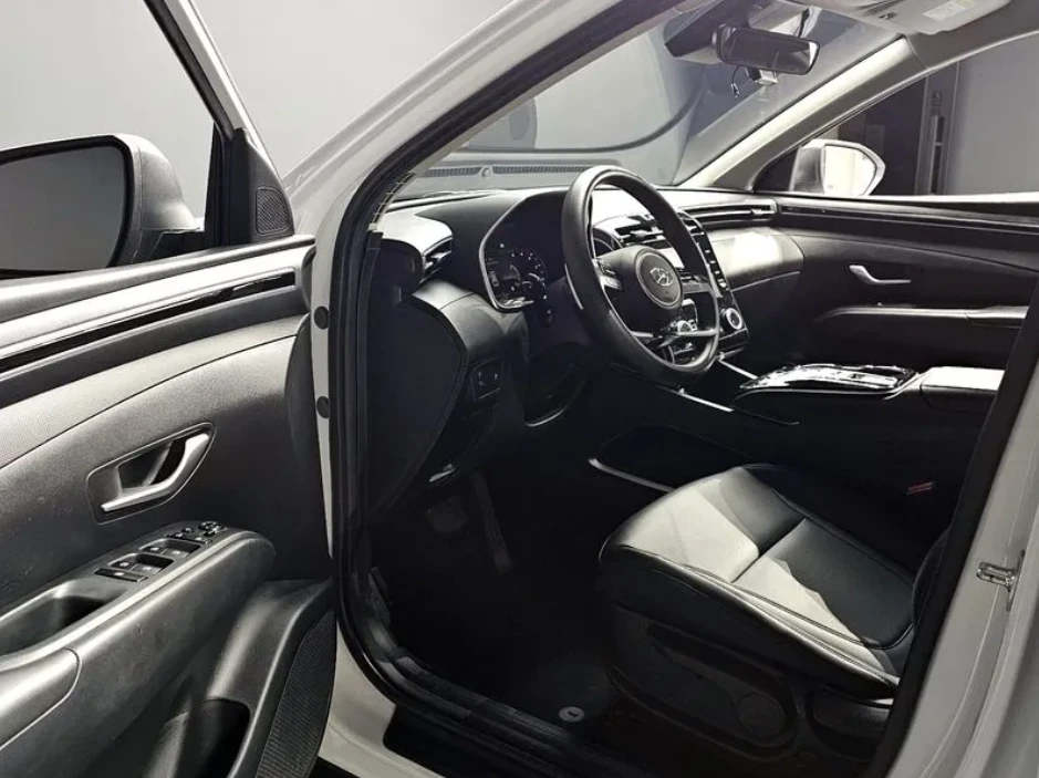Hyundai Tucson Diesel 2.0 4WD Modern, снимка 10 - Автомобили и джипове - 54487474