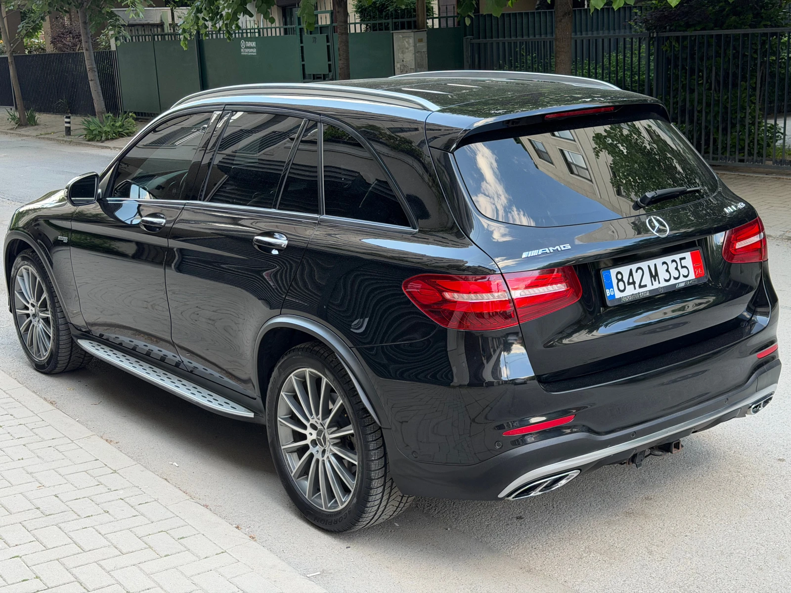 Mercedes-Benz GLC 43 AMG, снимка 2 - Автомобили и джипове - 54623301
