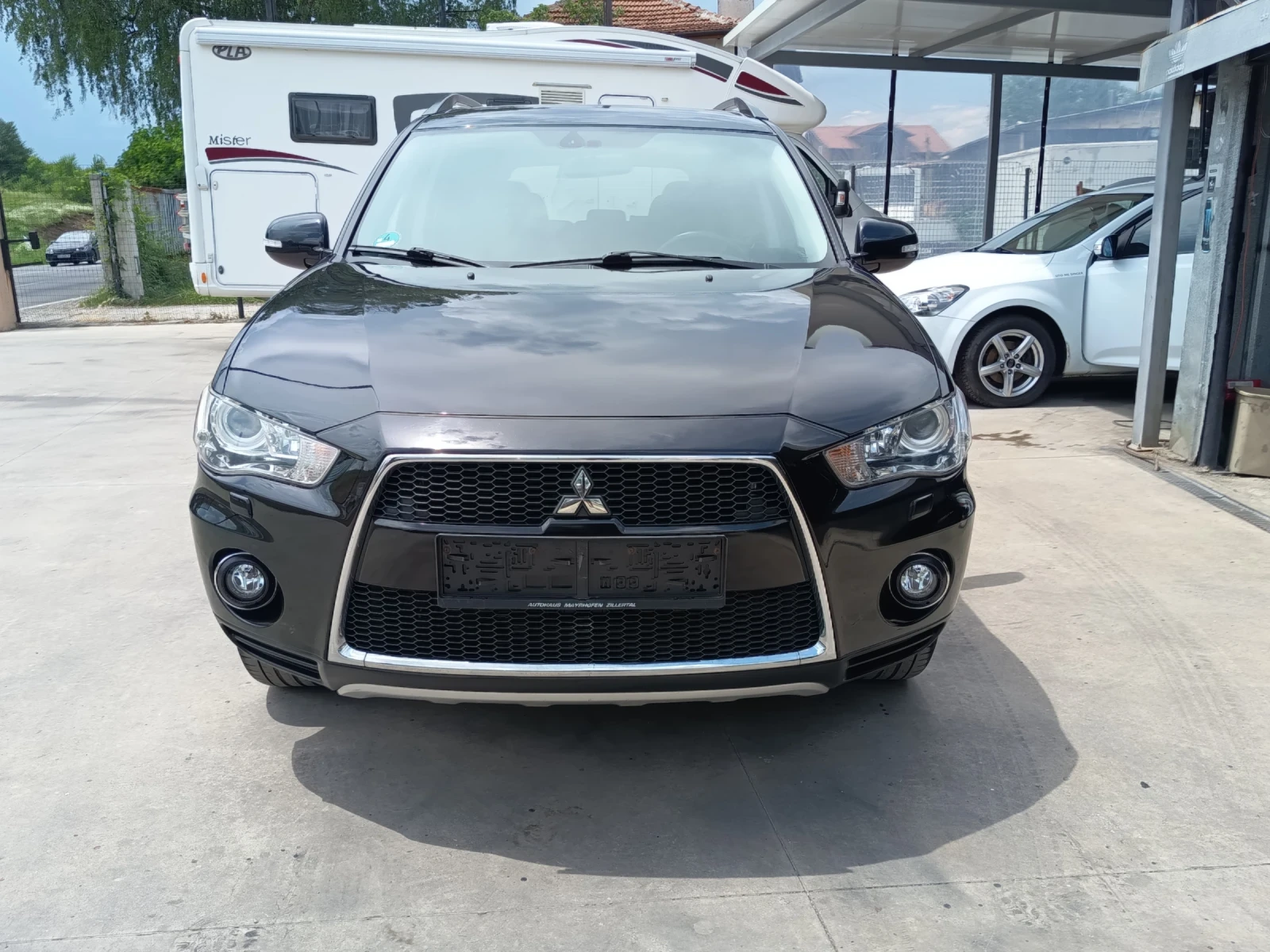 Mitsubishi Outlander 2.2did, снимка 13 - Автомобили и джипове - 54874419