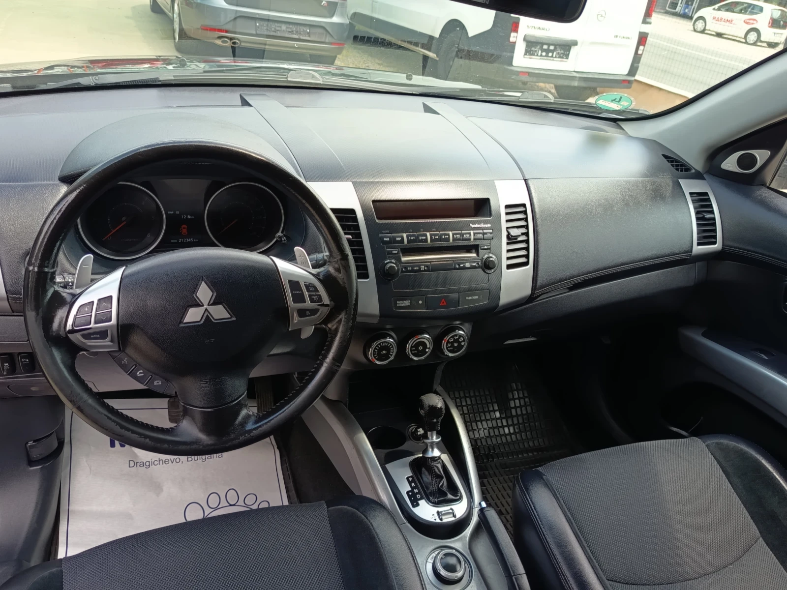 Mitsubishi Outlander 2.2did, снимка 10 - Автомобили и джипове - 54874419