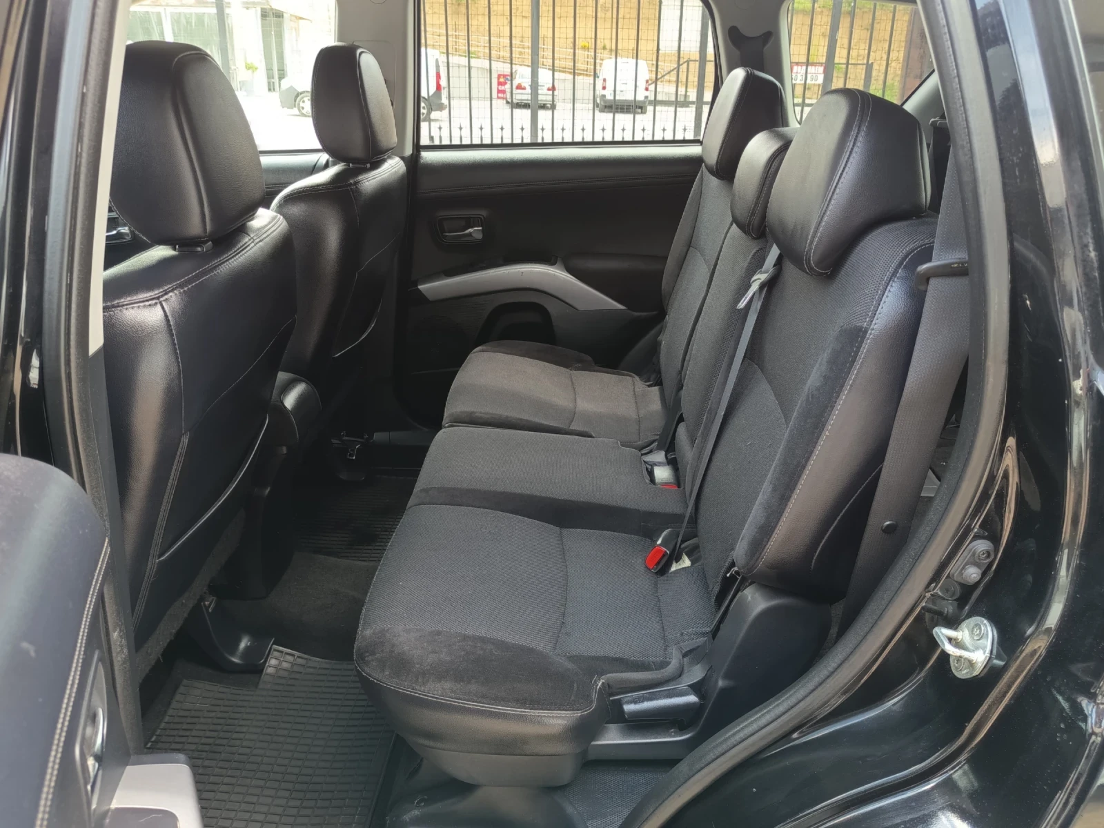 Mitsubishi Outlander 2.2did, снимка 9 - Автомобили и джипове - 54874419