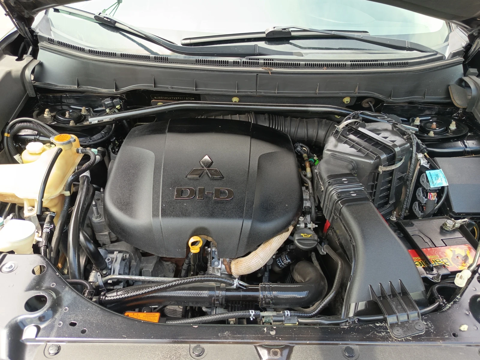 Mitsubishi Outlander 2.2did, снимка 12 - Автомобили и джипове - 54874419