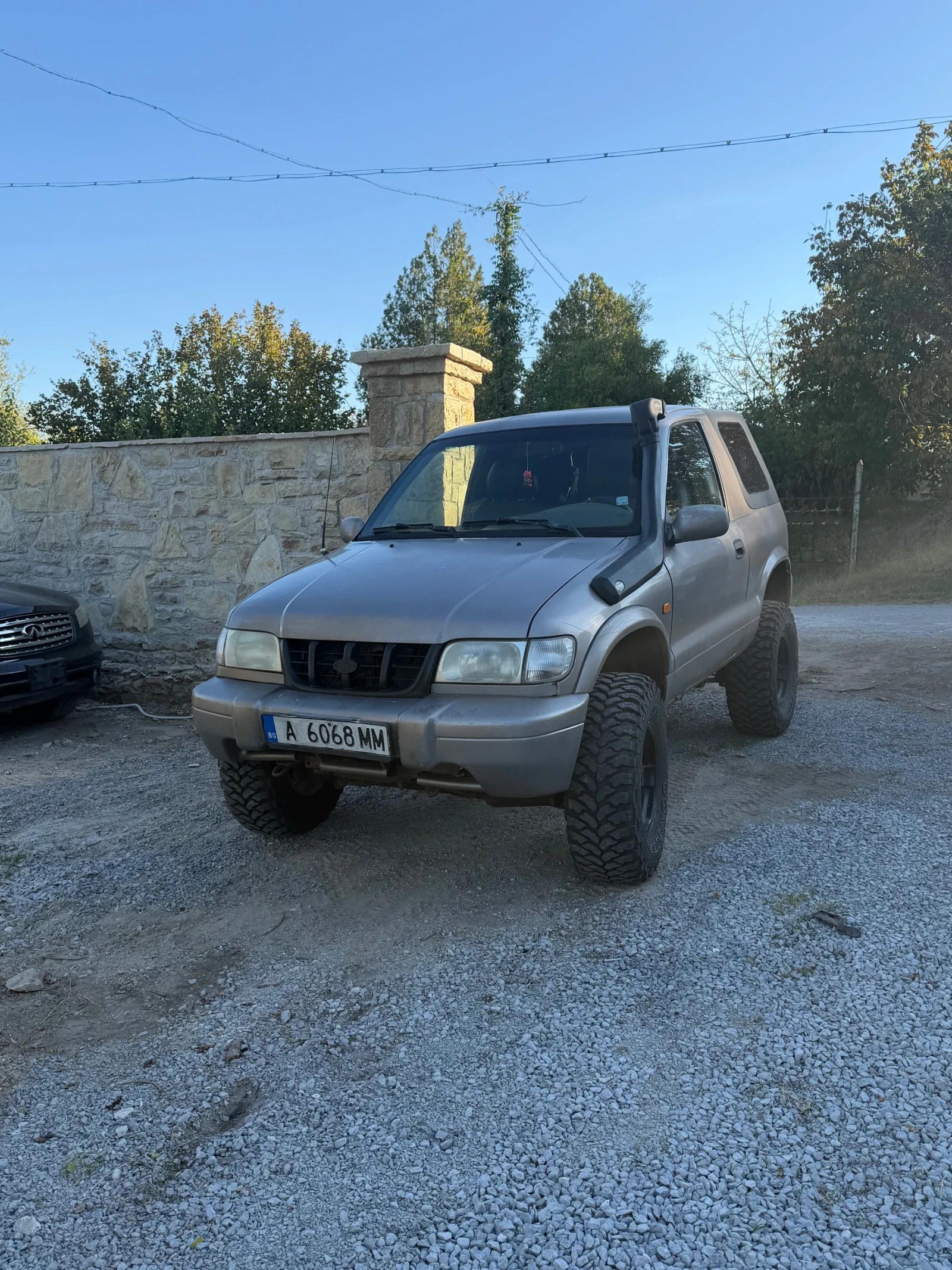 Kia Sportage 2.0 16v, снимка 5 - Автомобили и джипове - 56254565