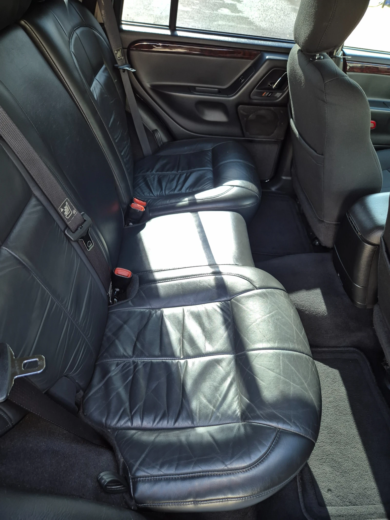 Jeep Grand cherokee, снимка 10 - Автомобили и джипове - 56679607