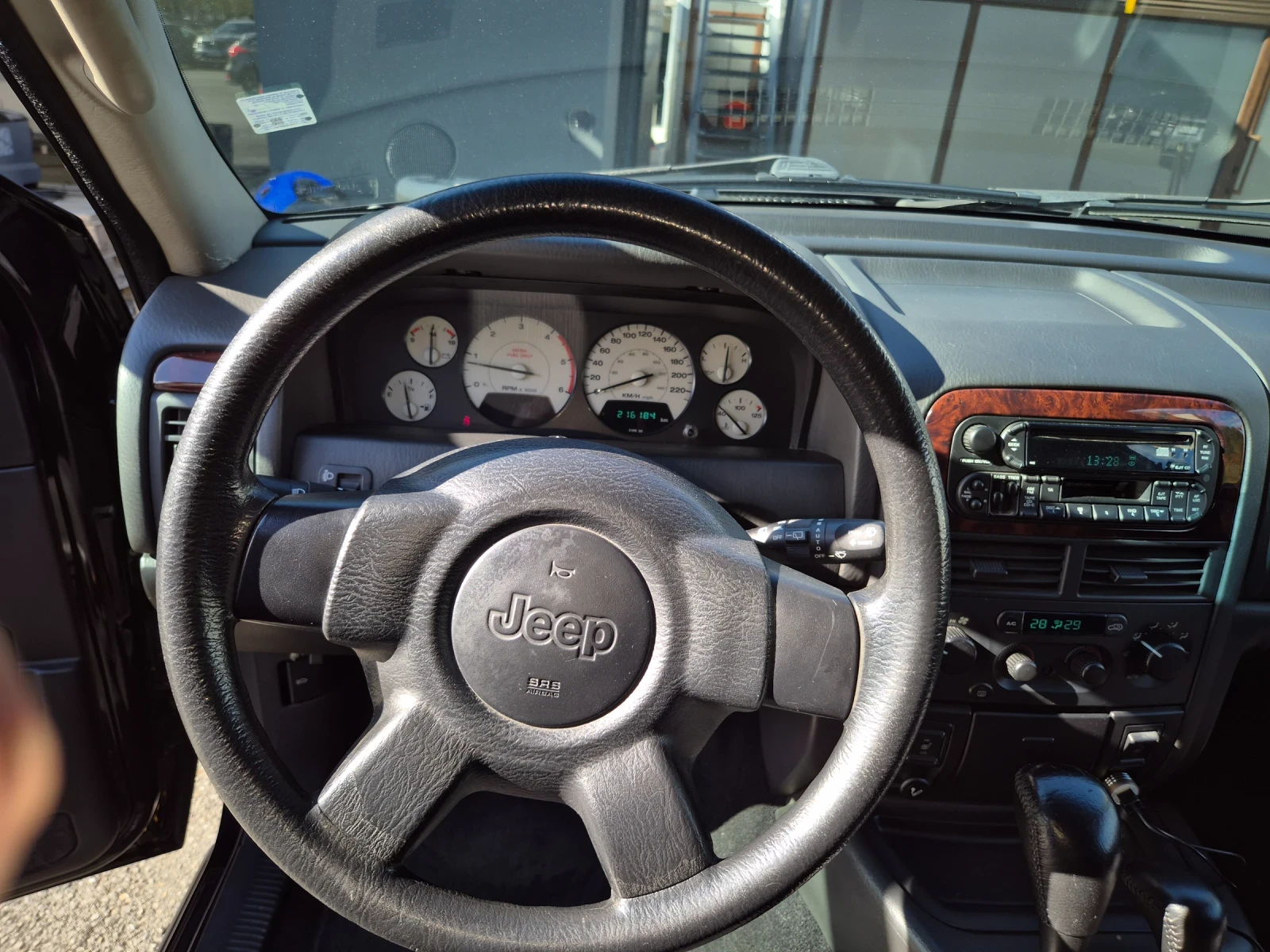 Jeep Grand cherokee, снимка 11 - Автомобили и джипове - 56679607