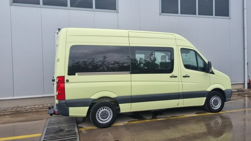 VW Crafter, снимка 2 - Бусове и автобуси - 47494906