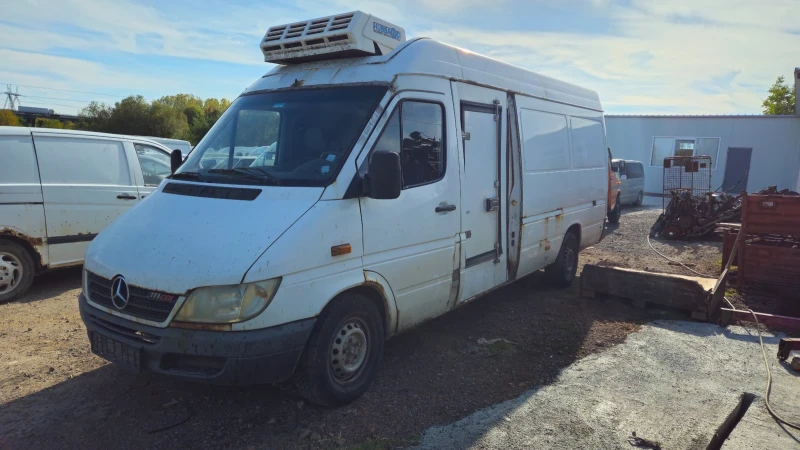 Mercedes-Benz Sprinter 2.2cdi/на части , снимка 1 - Бусове и автобуси - 47627335