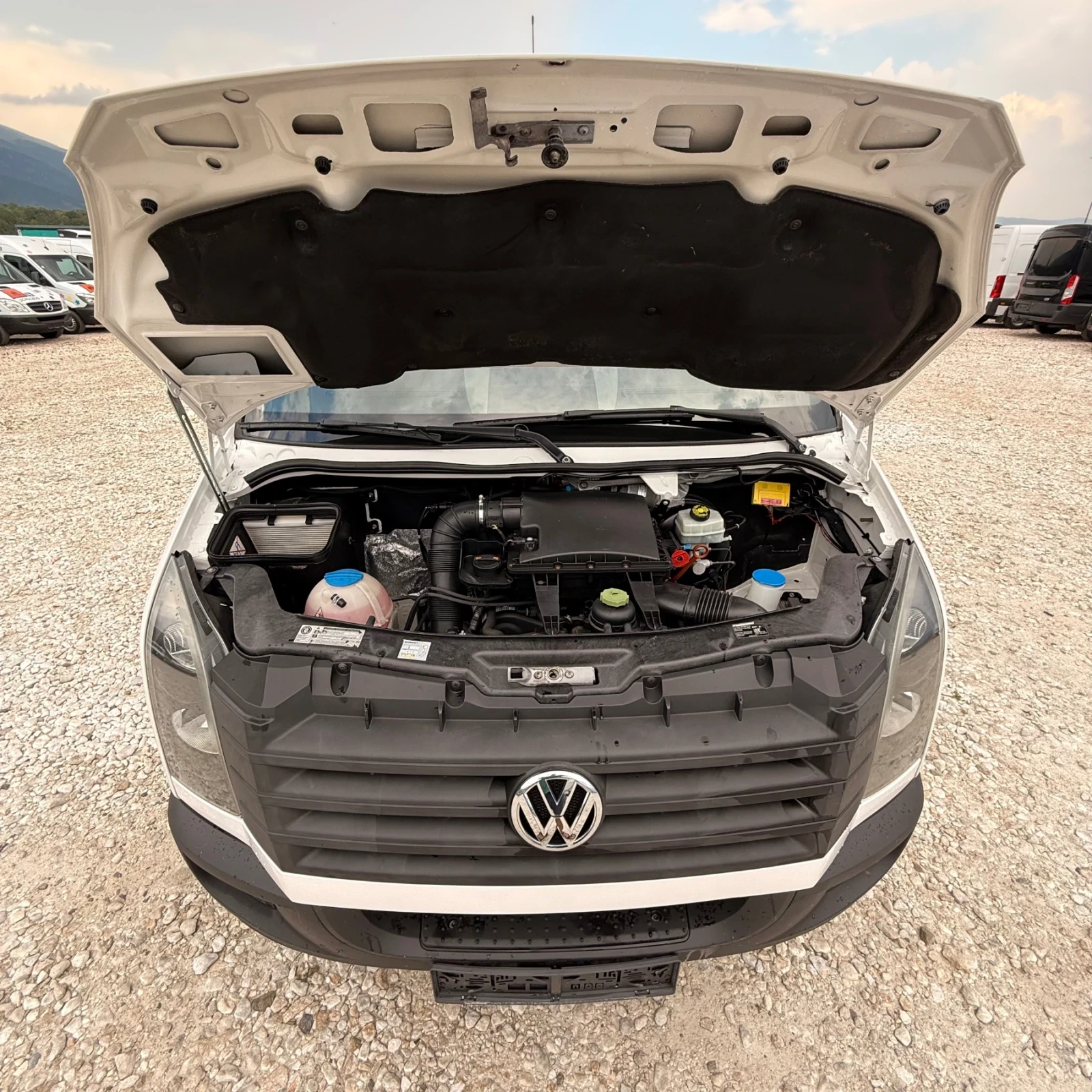 VW Crafter 2.0TDi-9местен-Клима-Евро5, снимка 17 - Бусове и автобуси - 55123114
