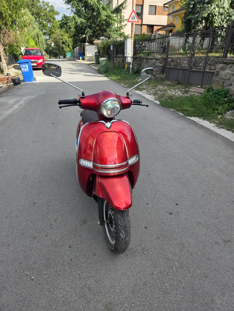 Vespa Sprint Електрически, снимка 4 - Мотоциклети и мототехника - 52591479