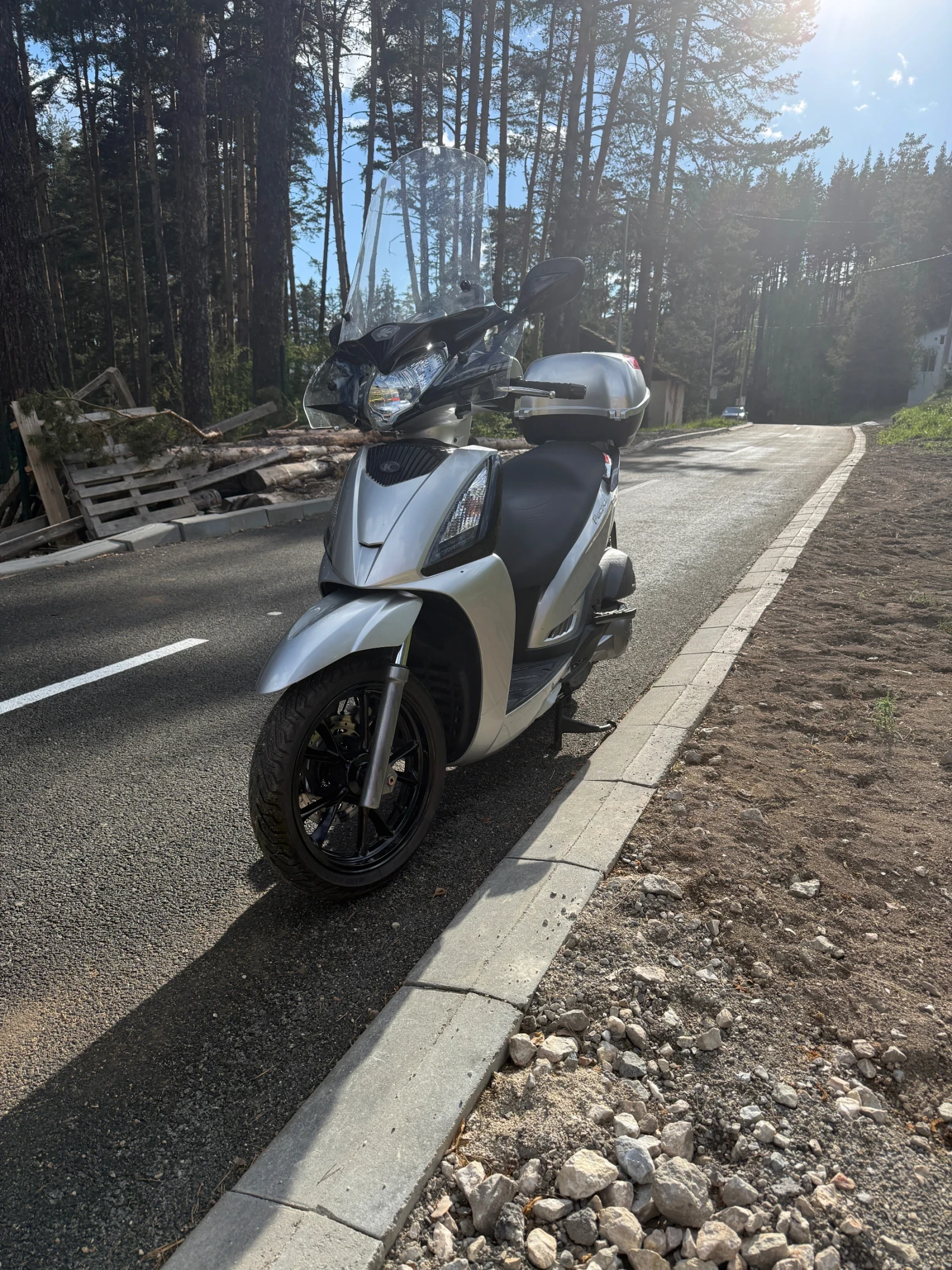 Kymco People 300gti