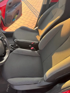 Toyota Aygo 1.0 VTTi, снимка 6