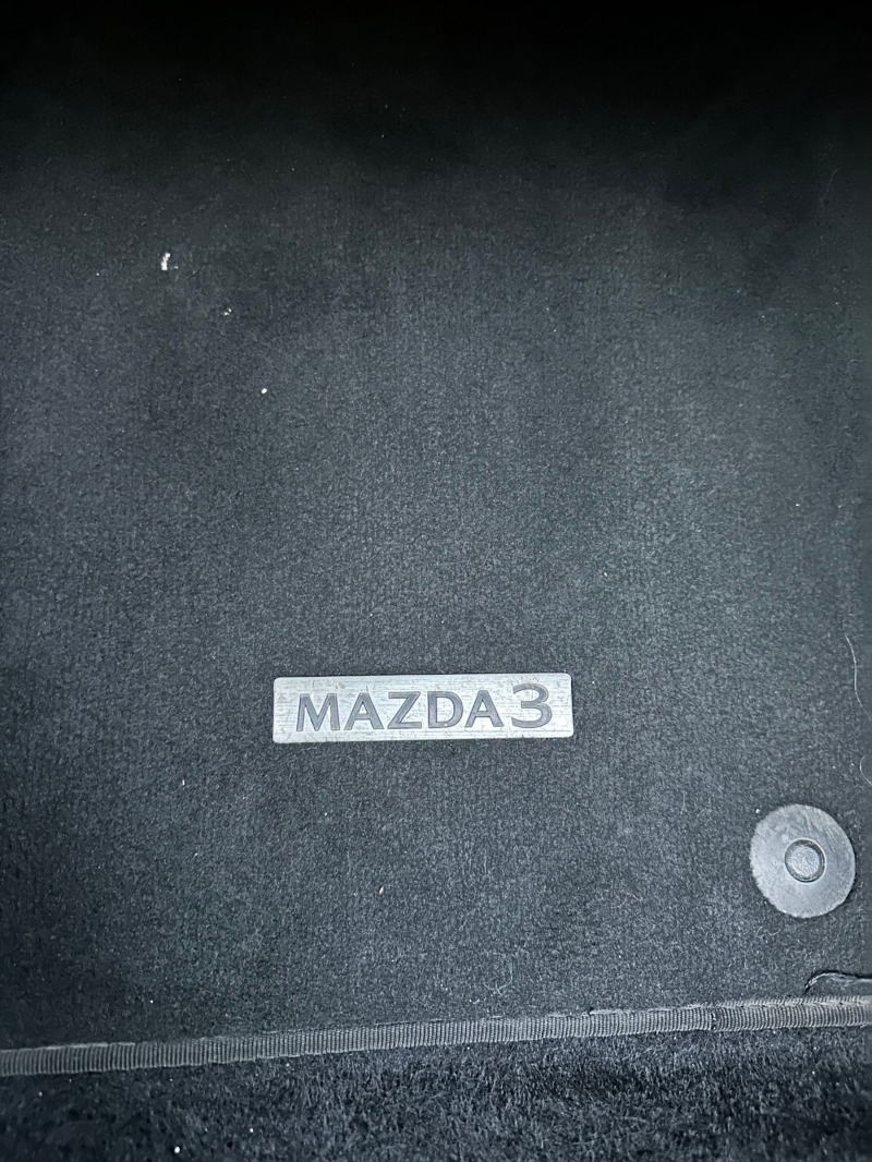 Mazda 3 AWD X180 GT Plus SO LU red SA AT, снимка 13 - Автомобили и джипове - 44921311