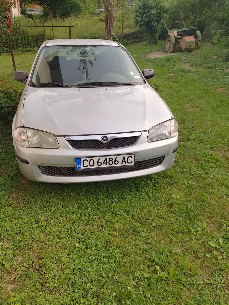 Mazda 323, снимка 3 - Автомобили и джипове - 48283647