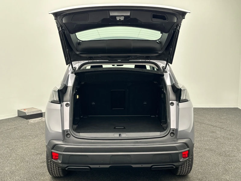 Peugeot 3008 1.5BlueHdi EAT8, снимка 14 - Автомобили и джипове - 52507713