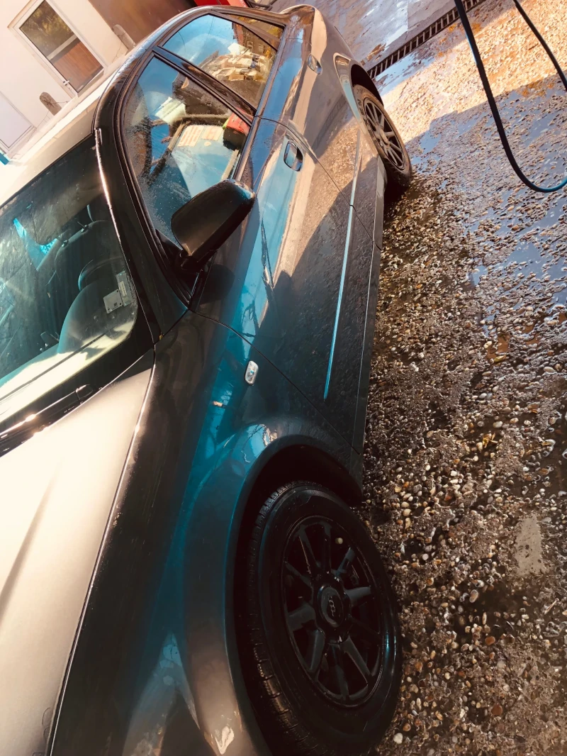 Audi A4 2.0, снимка 2 - Автомобили и джипове - 52393108