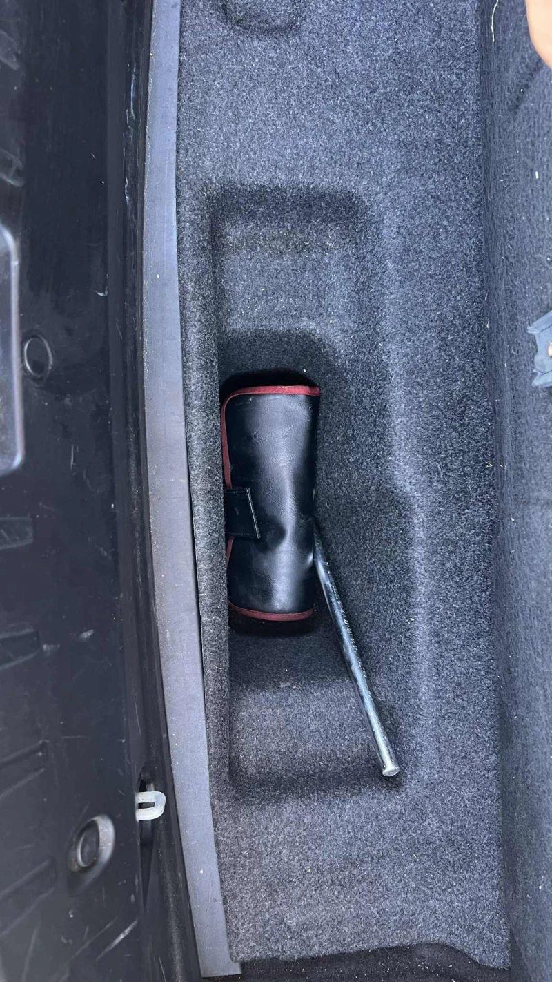 BMW 650 Camera360/Head UP/Bang & Olufsen /Full Max, снимка 10 - Автомобили и джипове - 52526662