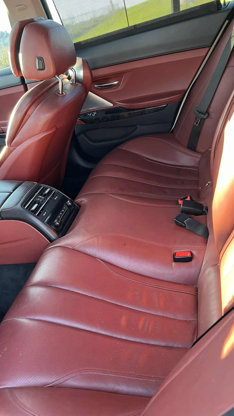 BMW 650 Camera360/Head UP/Bang & Olufsen /Full Max, снимка 8 - Автомобили и джипове - 52526662