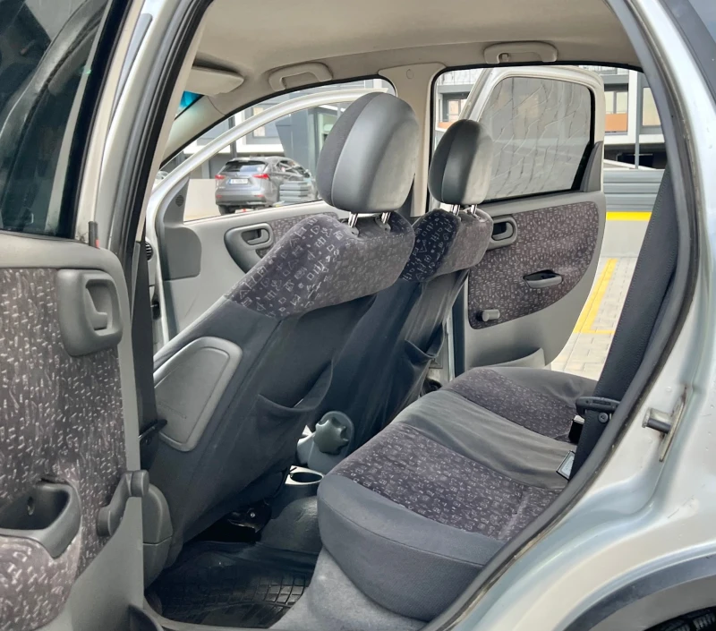 Opel Corsa 1.2i 75 к.с 2004г, снимка 12 - Автомобили и джипове - 52705376