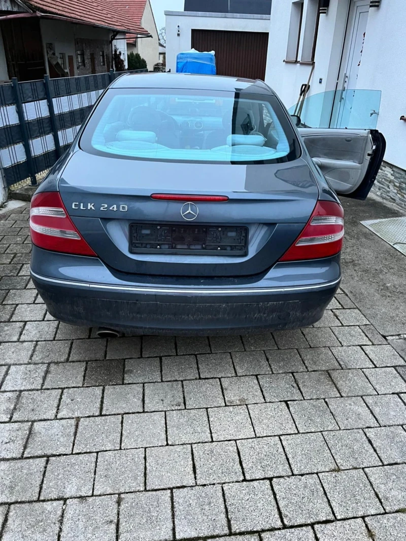 Mercedes-Benz CLK, снимка 7 - Автомобили и джипове - 52798108