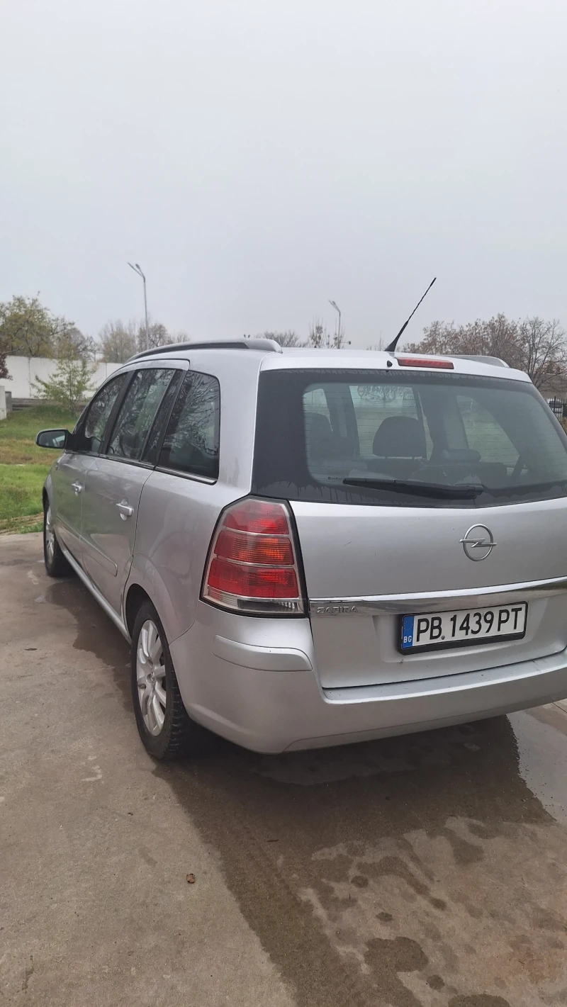 Opel Zafira, снимка 3 - Автомобили и джипове - 52878634