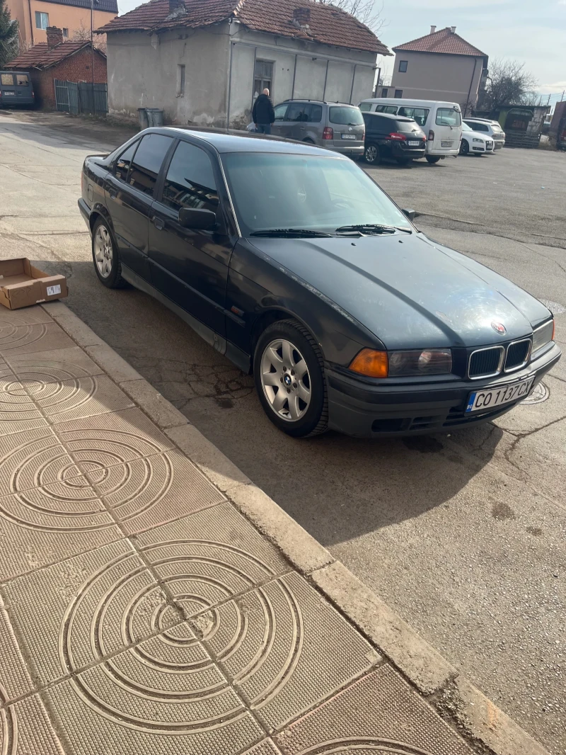 BMW 316, снимка 8 - Автомобили и джипове - 53279678