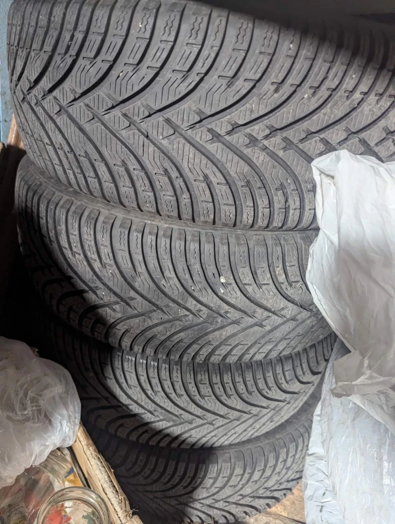 Volvo V50 2.0i газ, снимка 15 - Автомобили и джипове - 53474768