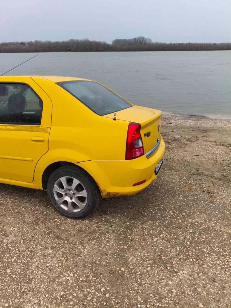 Dacia Logan, снимка 4 - Автомобили и джипове - 53483751