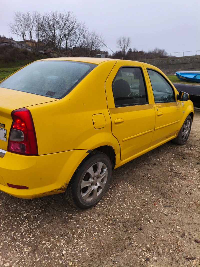 Dacia Logan, снимка 3 - Автомобили и джипове - 53483751