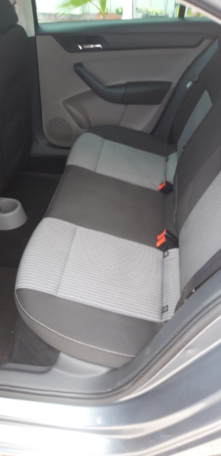 Seat Toledo 1, 2 i 4cil., снимка 10 - Автомобили и джипове - 46170337