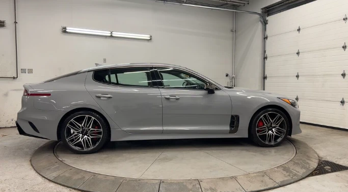 Kia Stinger 3.3 GT Limited AWD - изображение 4