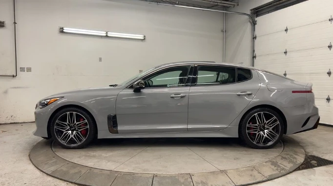 Kia Stinger 3.3 GT Limited AWD - изображение 2