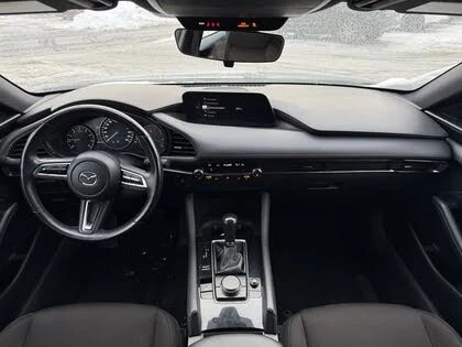 Mazda 3 !Sport GS AWD!* АвтоКредит* Цена до БГ* , снимка 11 - Автомобили и джипове - 53576415