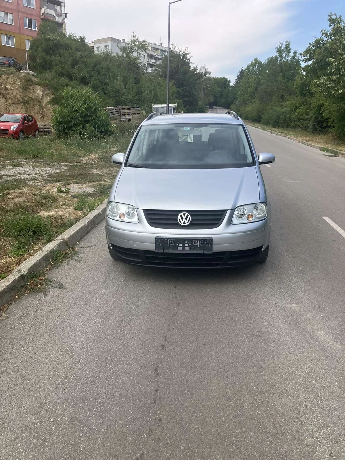 VW Touran 1.9 TDI, снимка 1